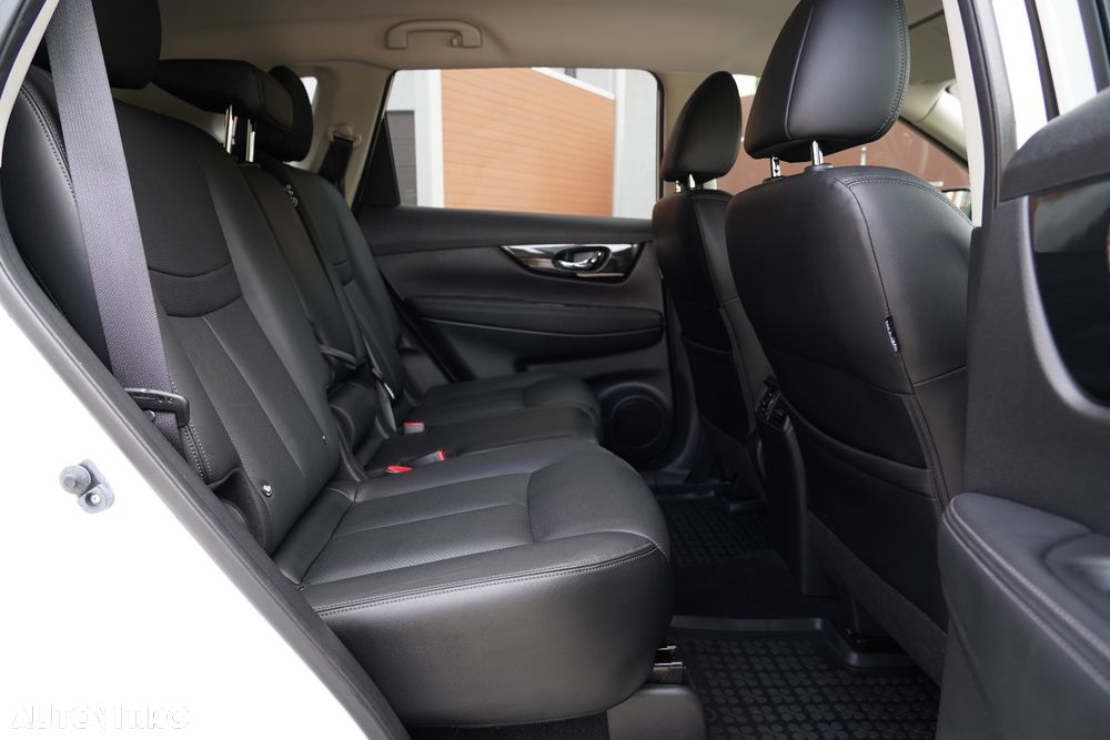 Nissan X-Trail 2.0 dCi ALL-MODE 4x4i Tekna - 27
