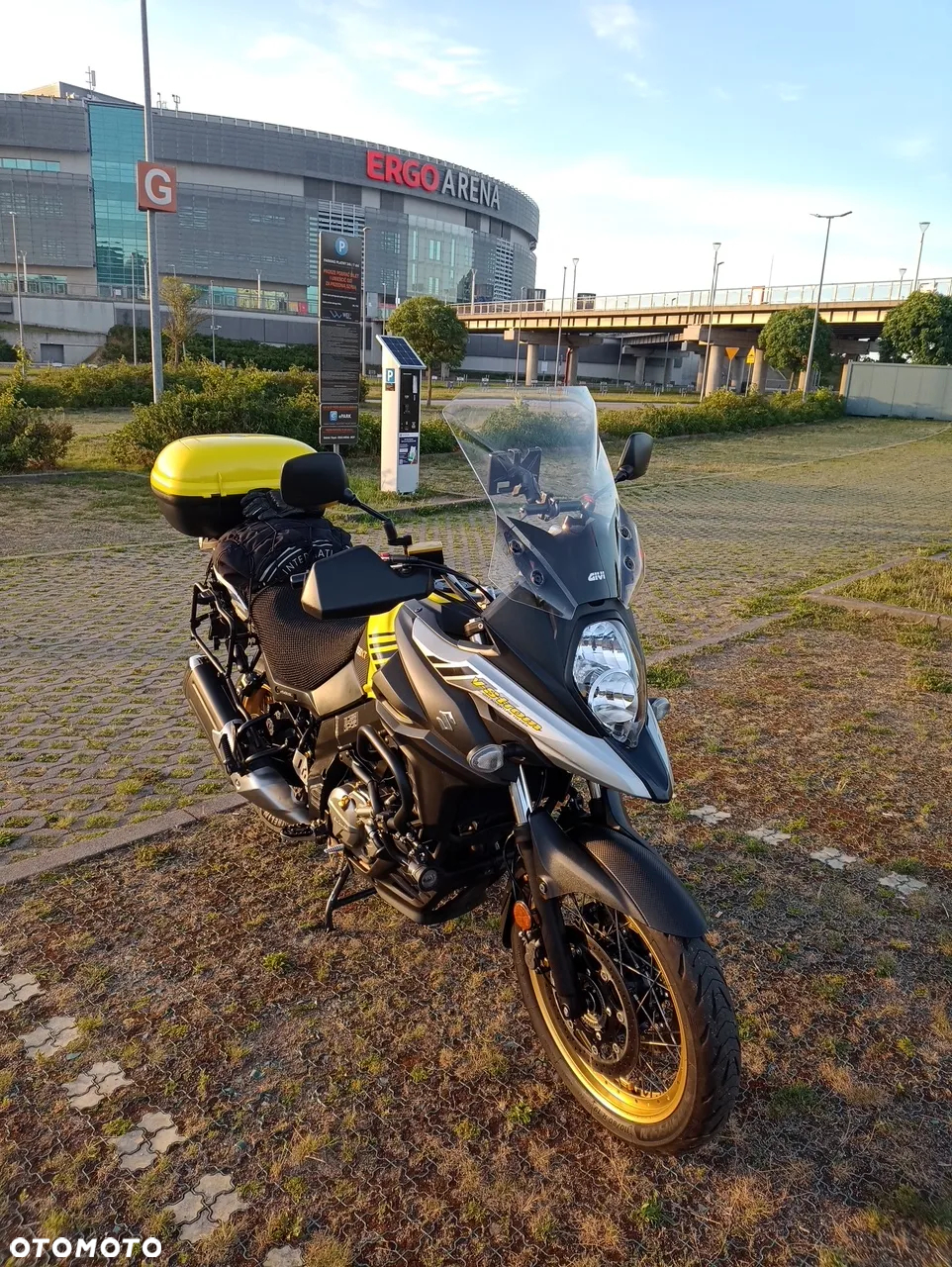 Suzuki DL - 5