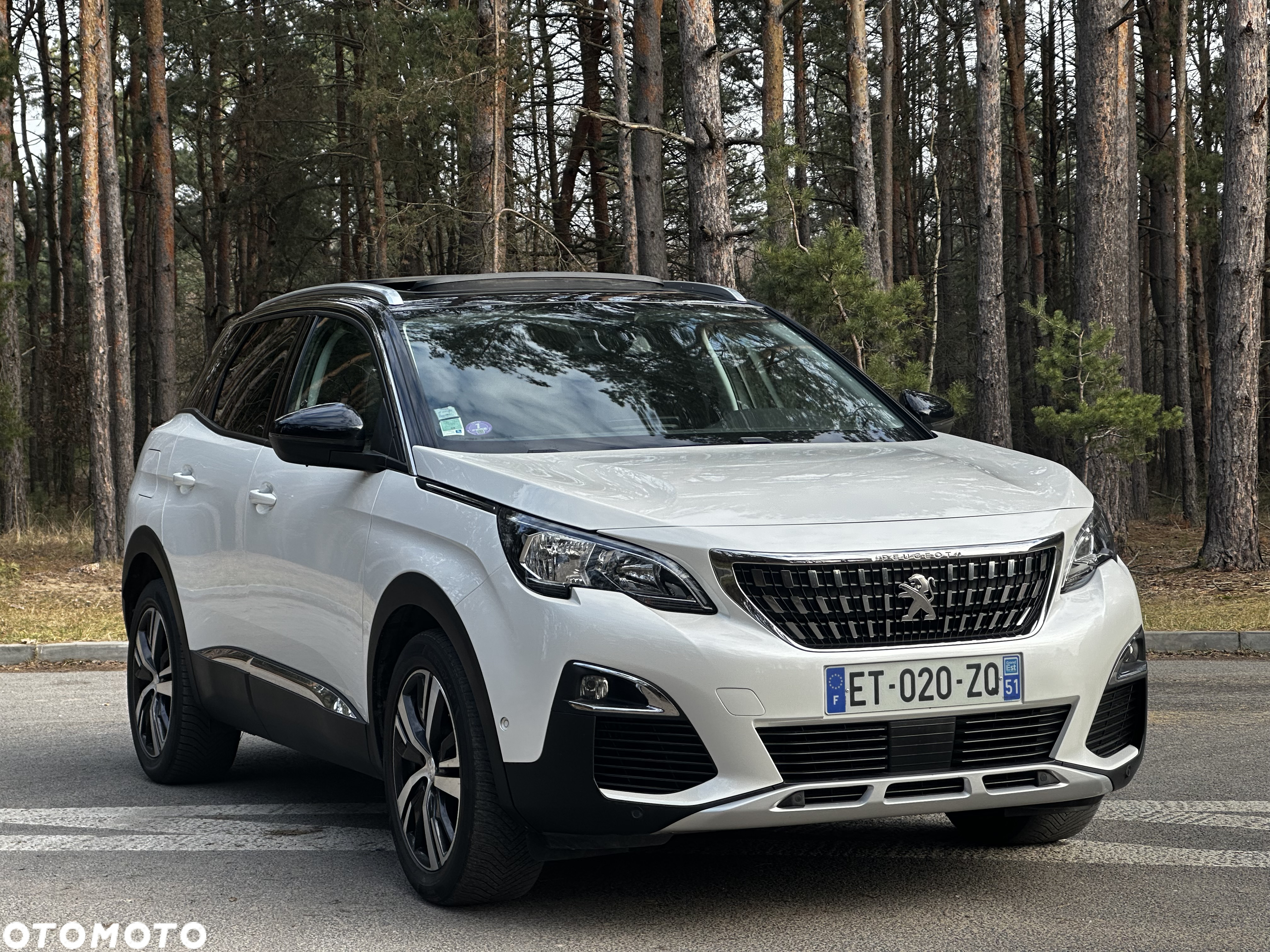 Peugeot 3008 1.2 PureTech Allure S&S - 17