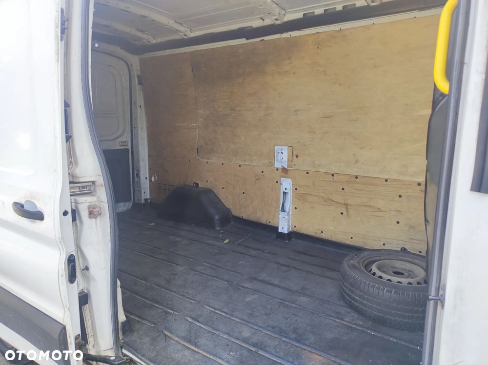 Ford Transit - 8