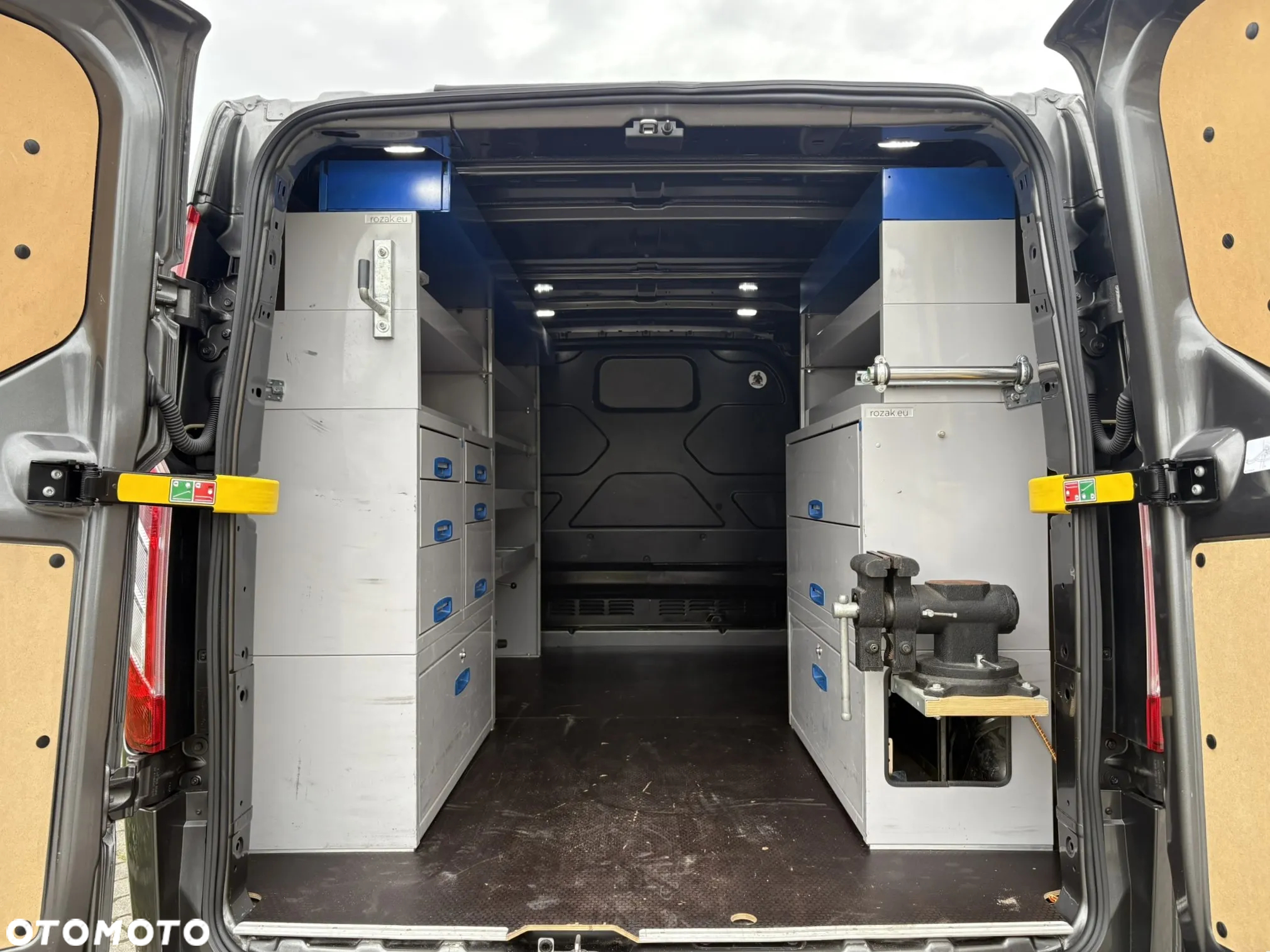 Ford Transit Custom - 27
