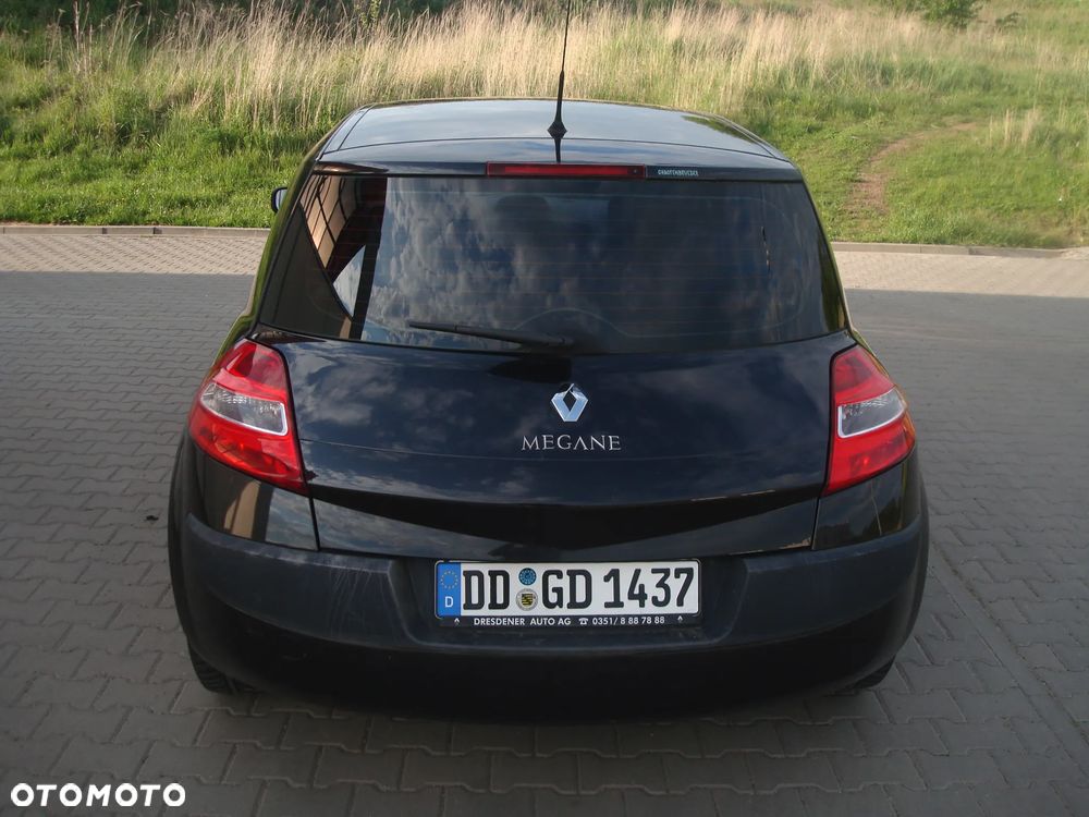 Renault Megane 1.6 16V 110 Dynamique - 11