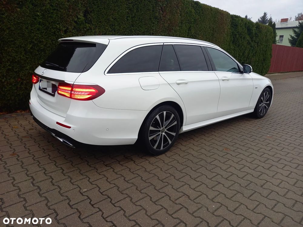 Mercedes-Benz Klasa E 300 d 9G-TRONIC AMG Line - 7