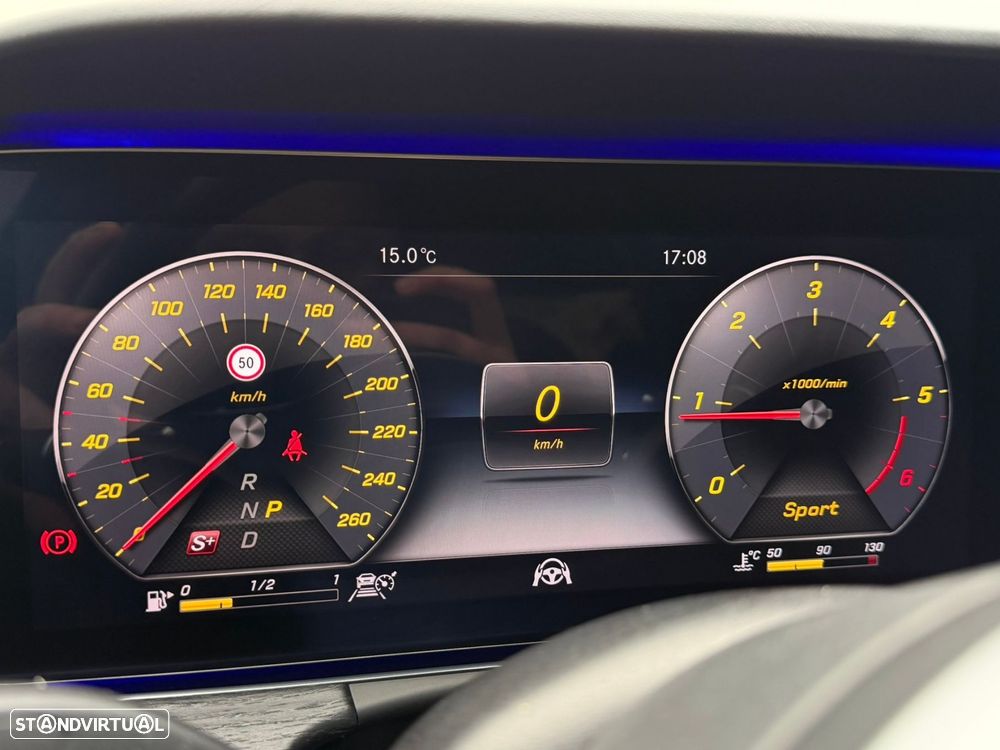 Mercedes-Benz CLS 400 d 4Matic AMG Line - 32