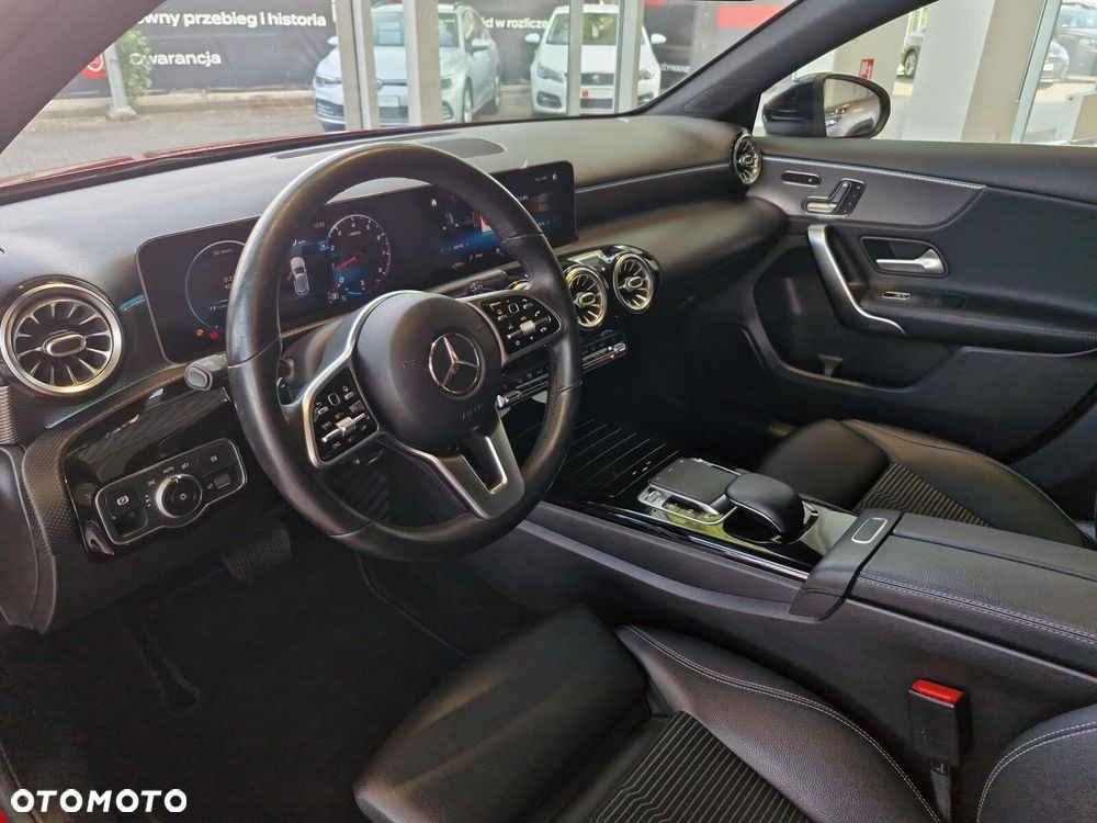 Mercedes-Benz Klasa A 200 Progressive 7G-DCT - 9