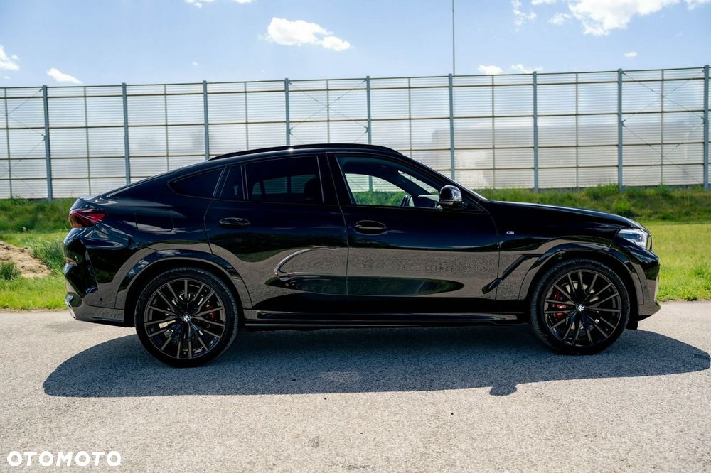 BMW X6 xDrive40i - 9