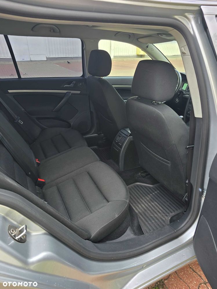 Skoda Octavia - 5