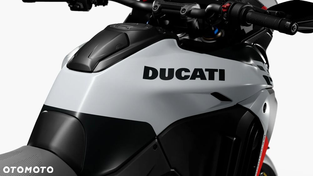Ducati Multistrada - 9