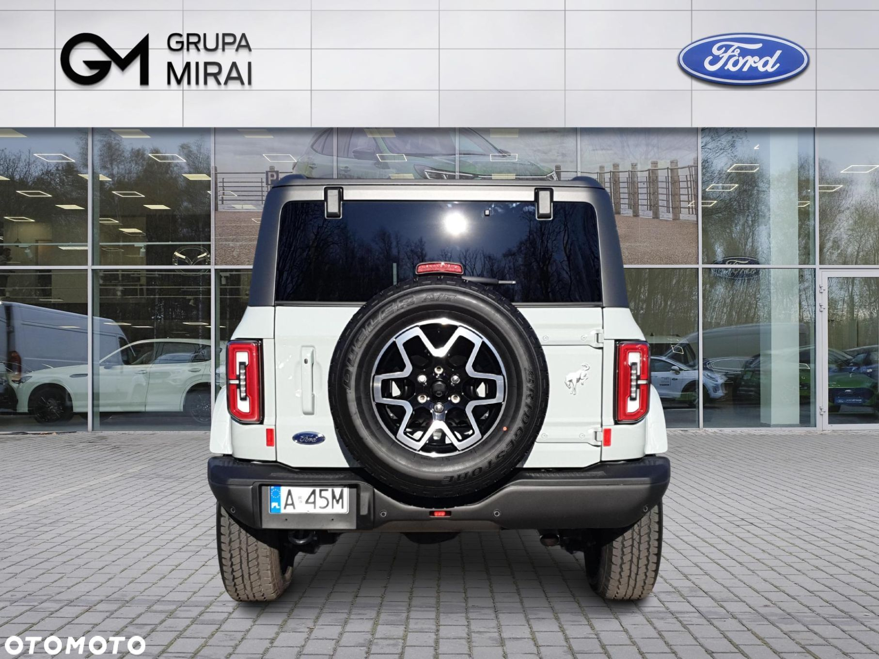 Ford Bronco 2.7 EcoBoost 4WD Outer Banks - 4