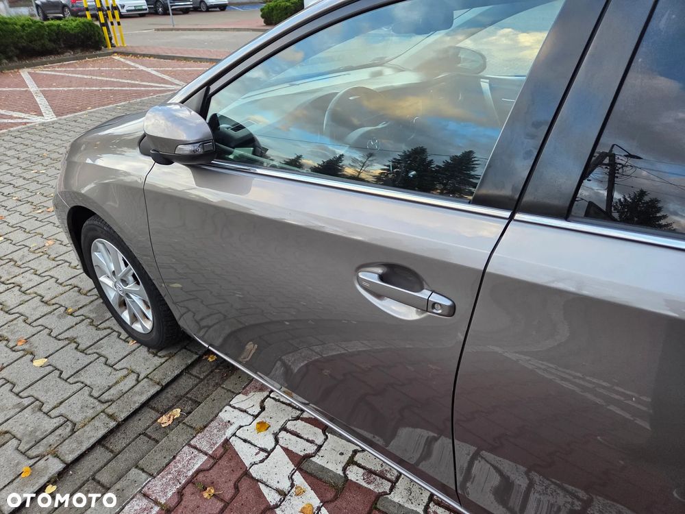 Toyota Auris 1.6 Valvematic Comfort - 21