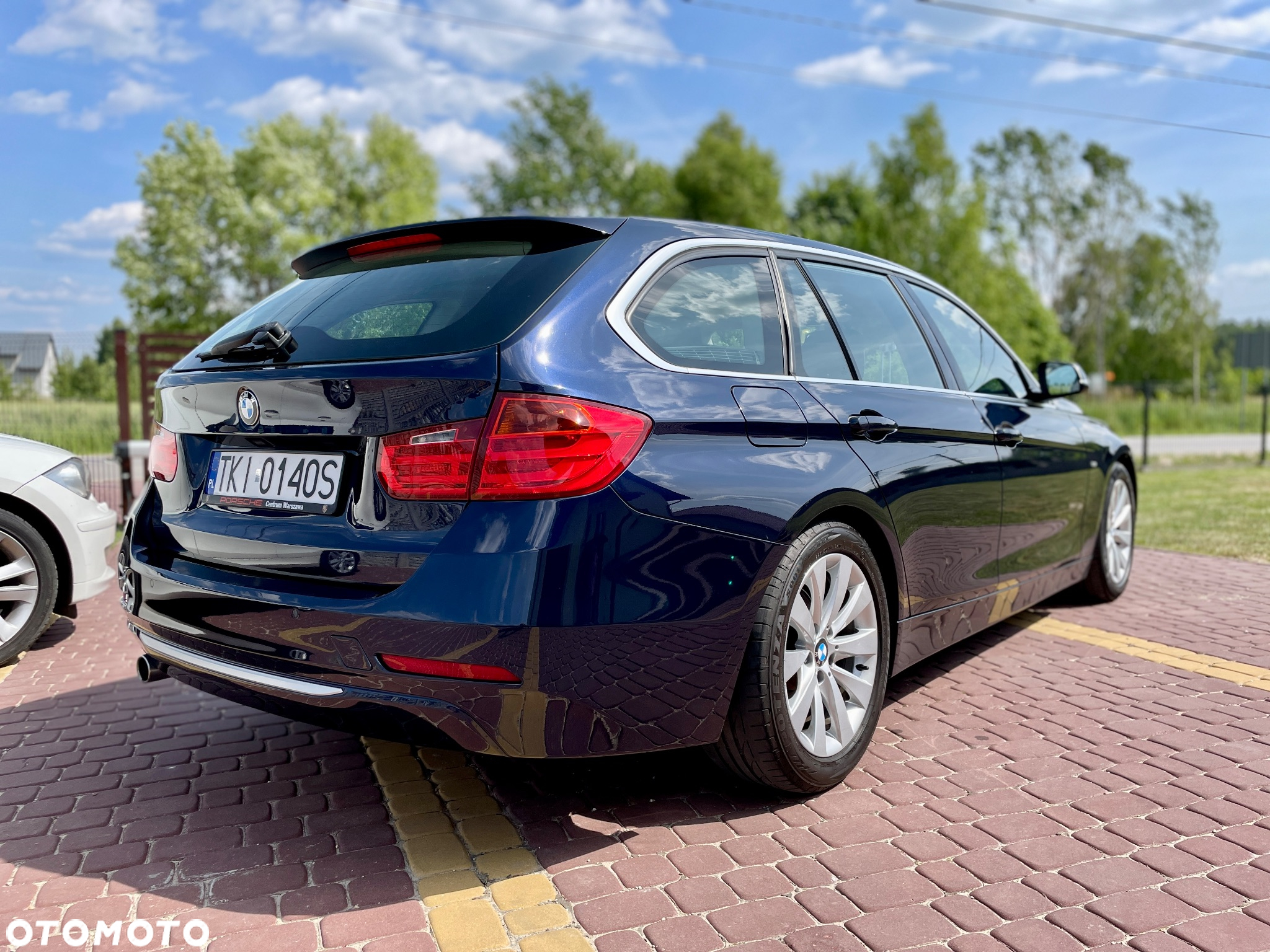 BMW Seria 3 320d Touring Modern Line - 10