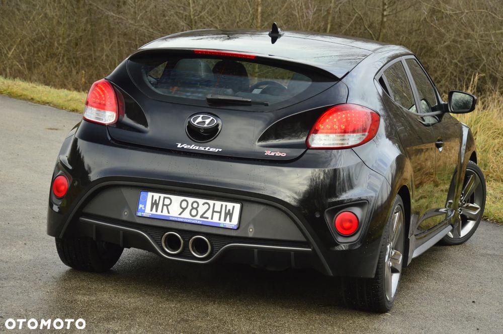 Hyundai Veloster - 21
