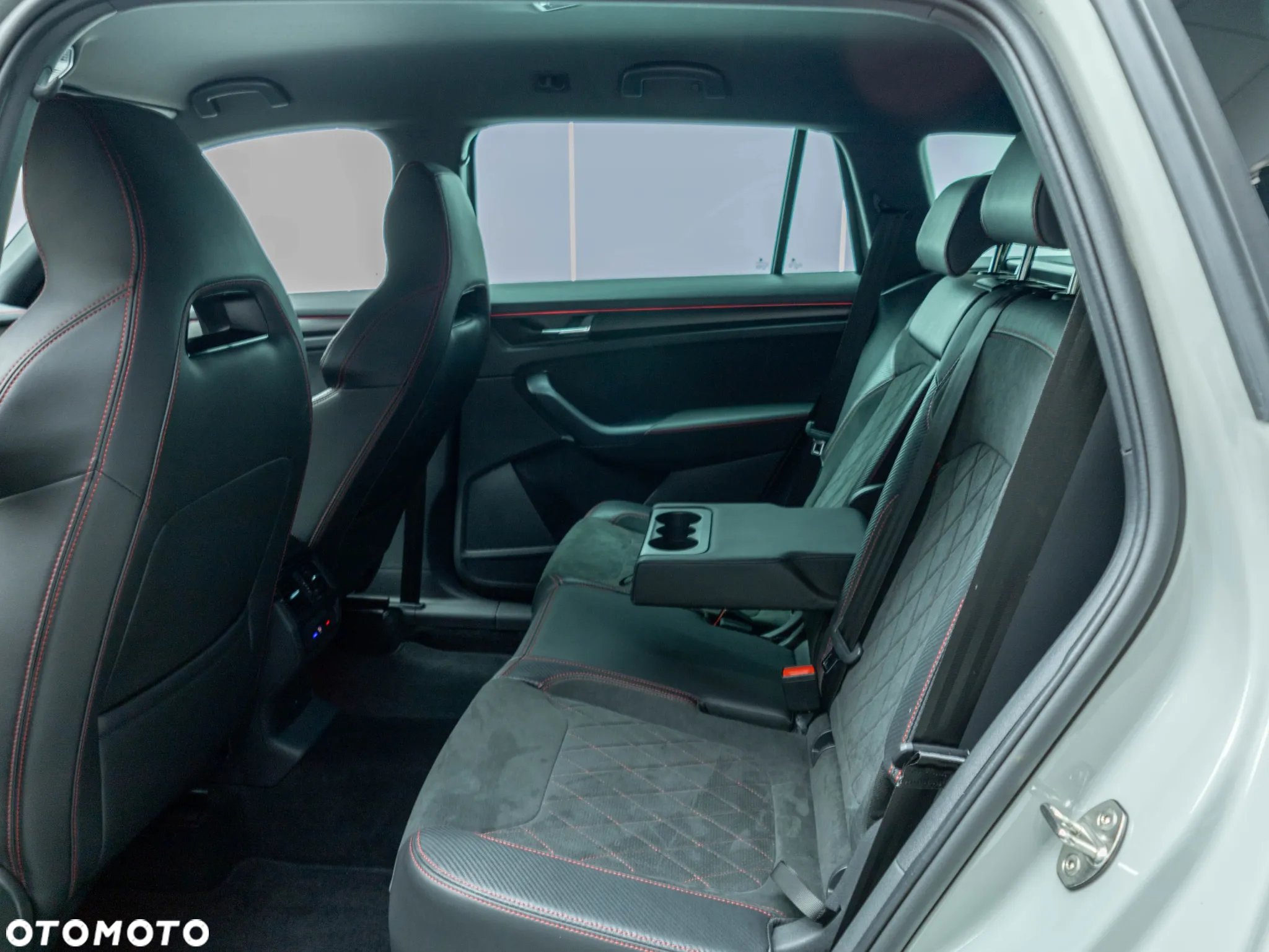 Skoda Kodiaq 2.0 TSI 4x4 DSG RS - 36