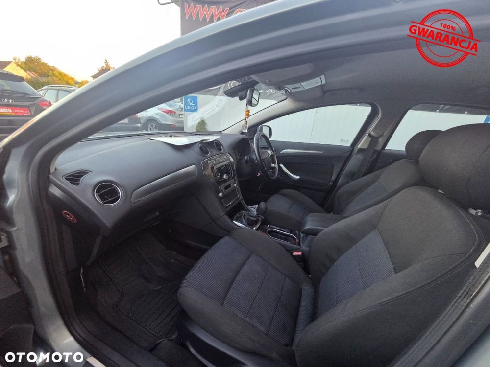 Ford Mondeo - 29