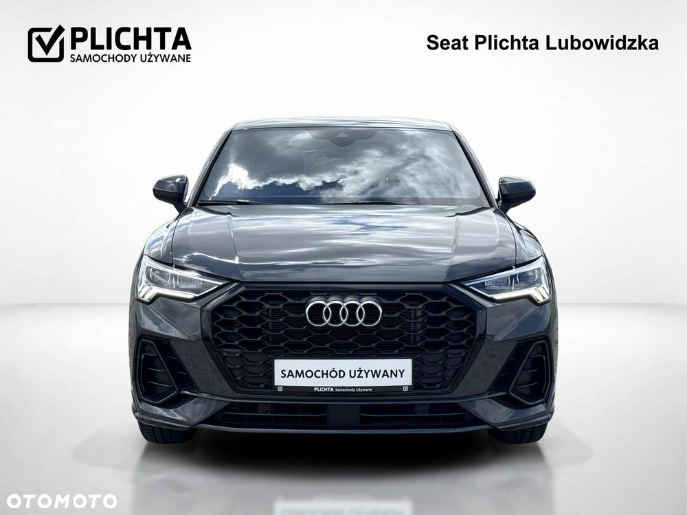 Audi Q3 Sportback - 9