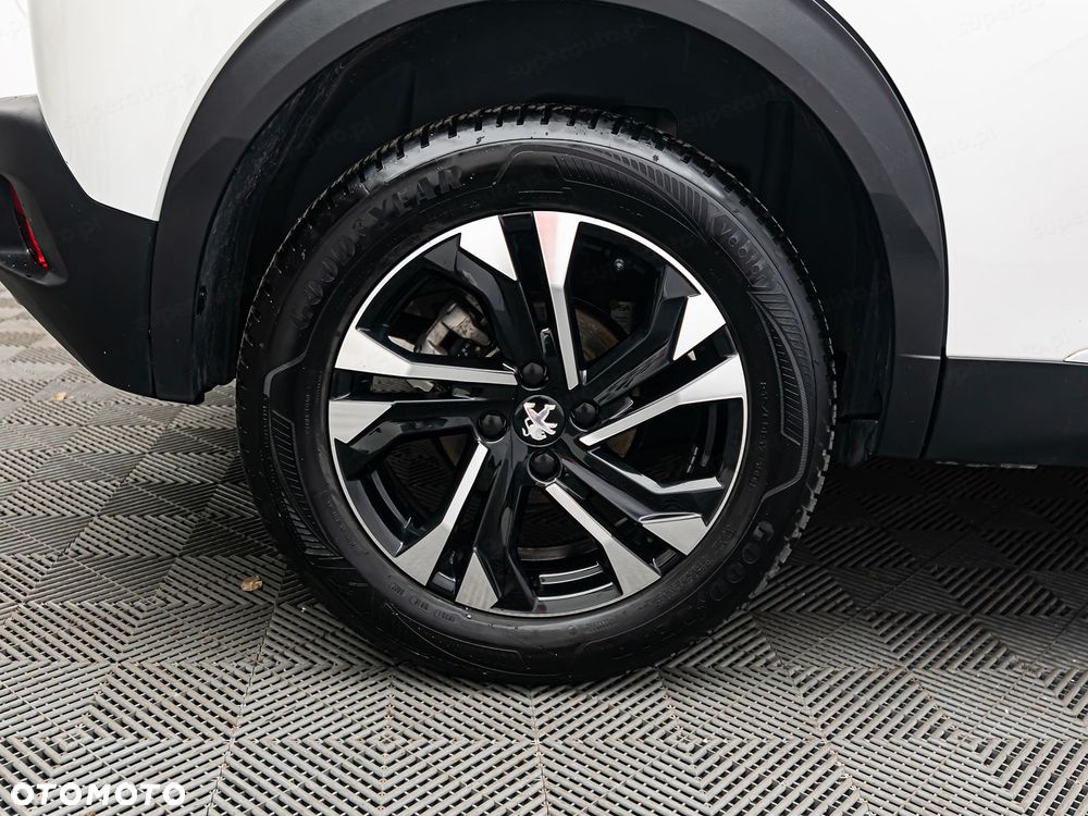 Peugeot 2008 1.2 PureTech Allure Pack S&S EAT8 - 28