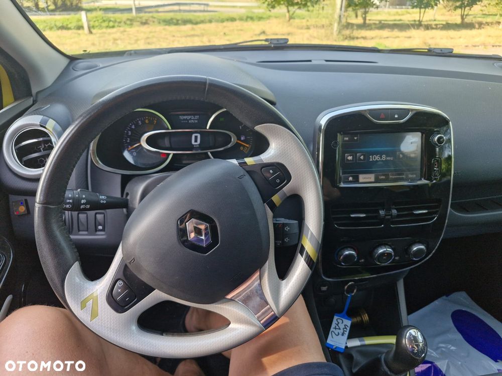 Renault Clio TCe 90 Luxe - 10