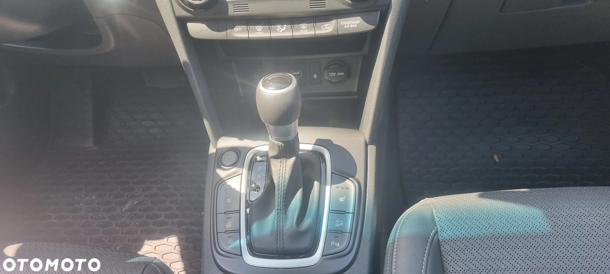 Hyundai Kona 1.6 T-GDI DCT Premium - 23