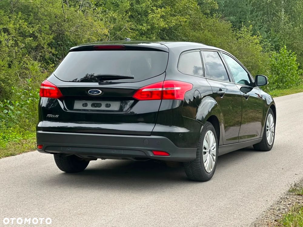 Ford Focus 1.5 TDCi DPF Start-Stopp-System Business - 6