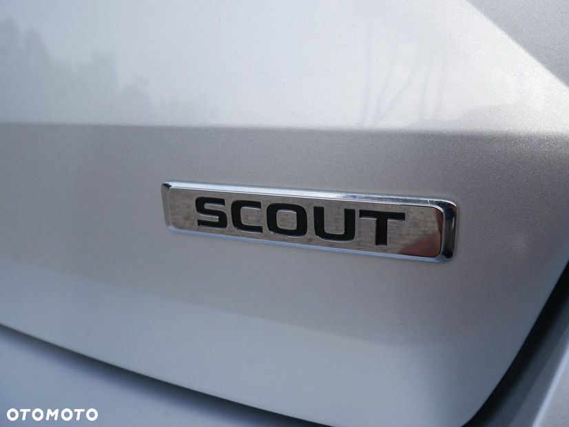 Skoda Octavia 2.0 TDI 4x4 DSG Scout - 36