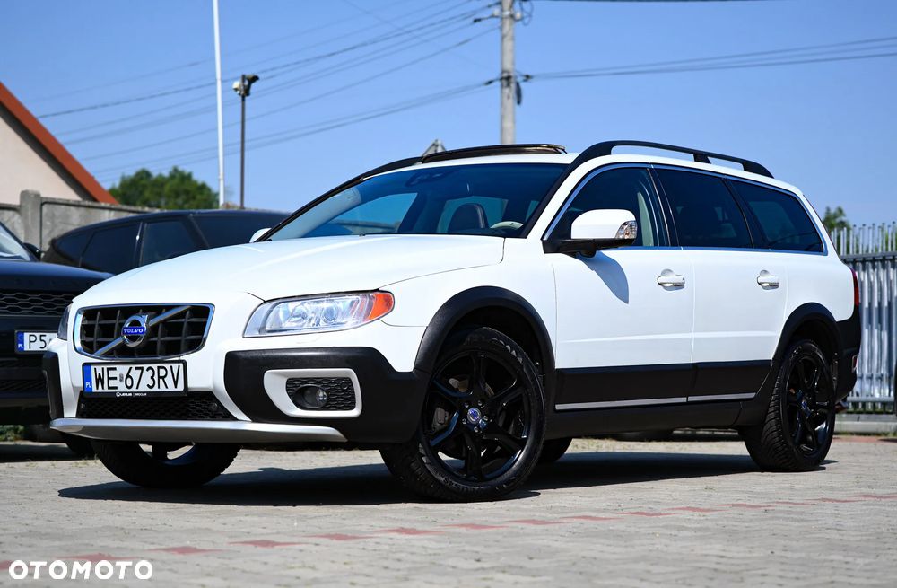 Volvo XC 70 D5 AWD Summum - 2