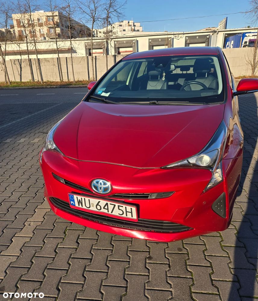 Toyota Prius Hybrid Executive - 4