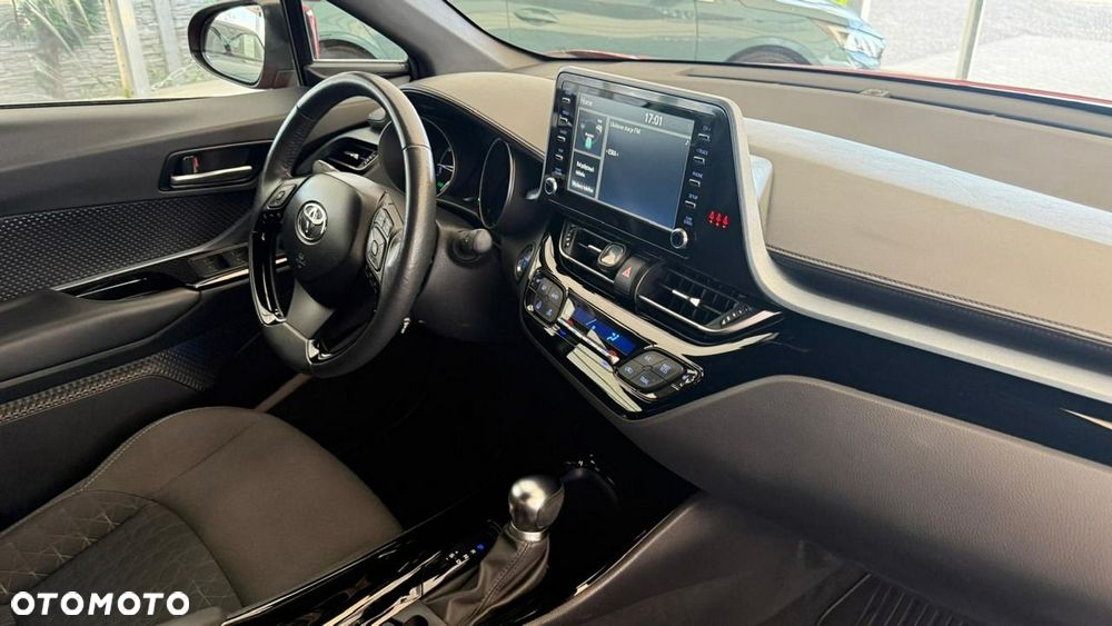 Toyota C-HR - 21