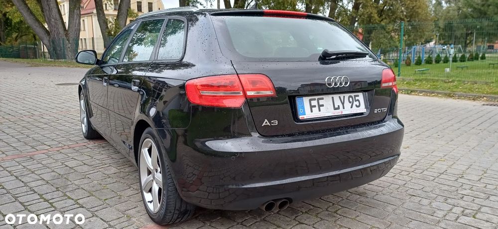 Audi A3 Sportback - 3