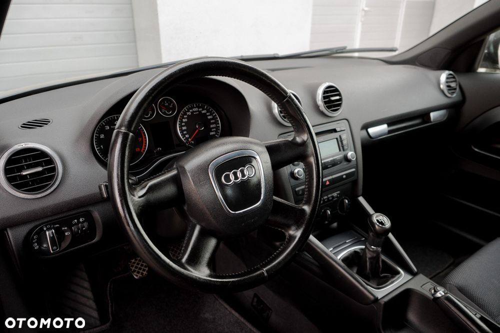 Audi A3 Cabrio 1.6 Attraction - 21