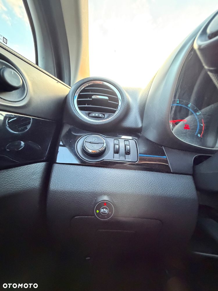 Chevrolet Orlando - 15