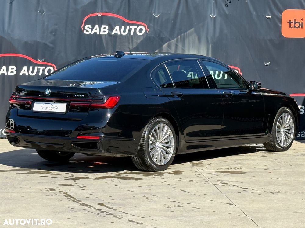 BMW Seria 7 740Li xDrive - 24