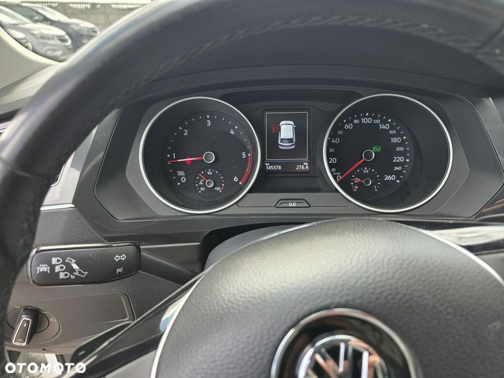 Volkswagen Tiguan 2.0 TDI SCR DSG R-Line - 12