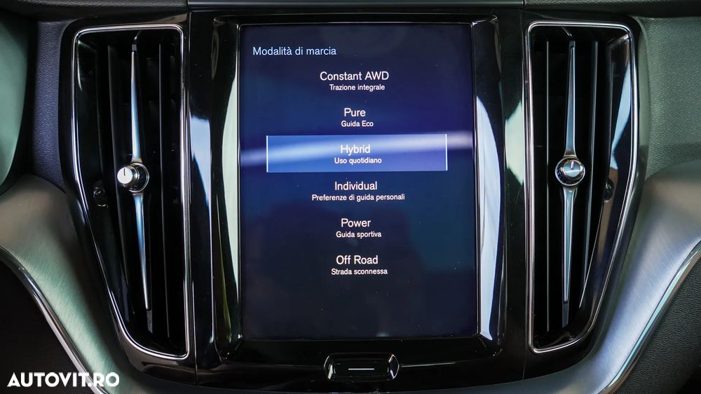 Volvo XC 60 T8 Twin Engine AWD Momentum - 15