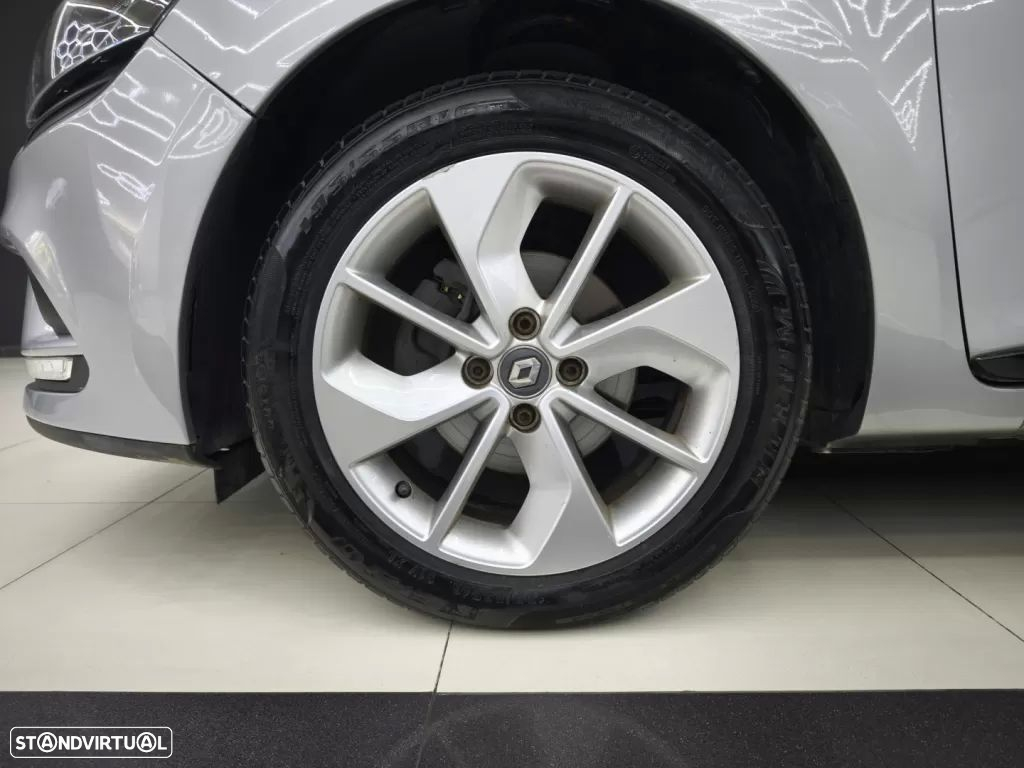 Renault Clio Sport Tourer TCe 90 Limited - 18