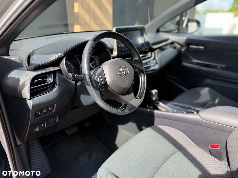 Toyota C-HR Hybrid Team Deutschland - 11