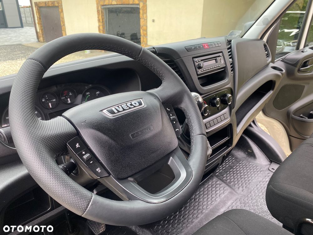 Iveco DAILY Brygadowe, 7-osobowe, serwisowane - 23
