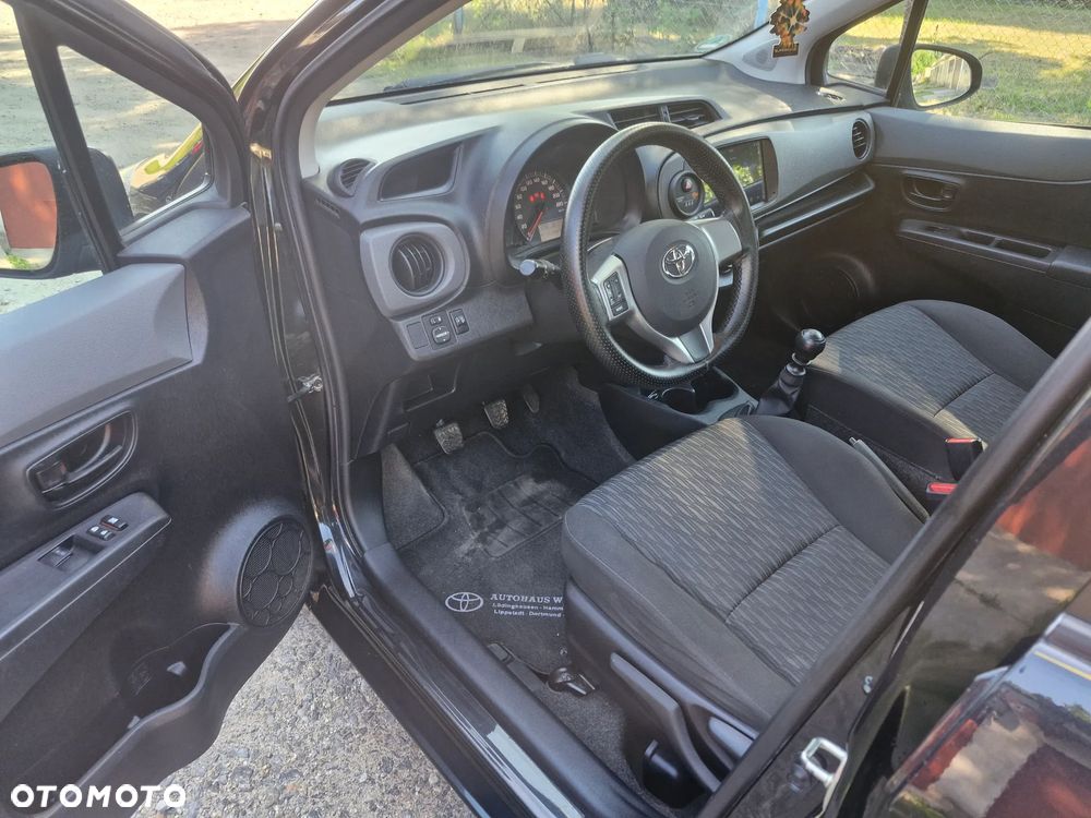 Toyota Yaris 1.33 Prestige - 8