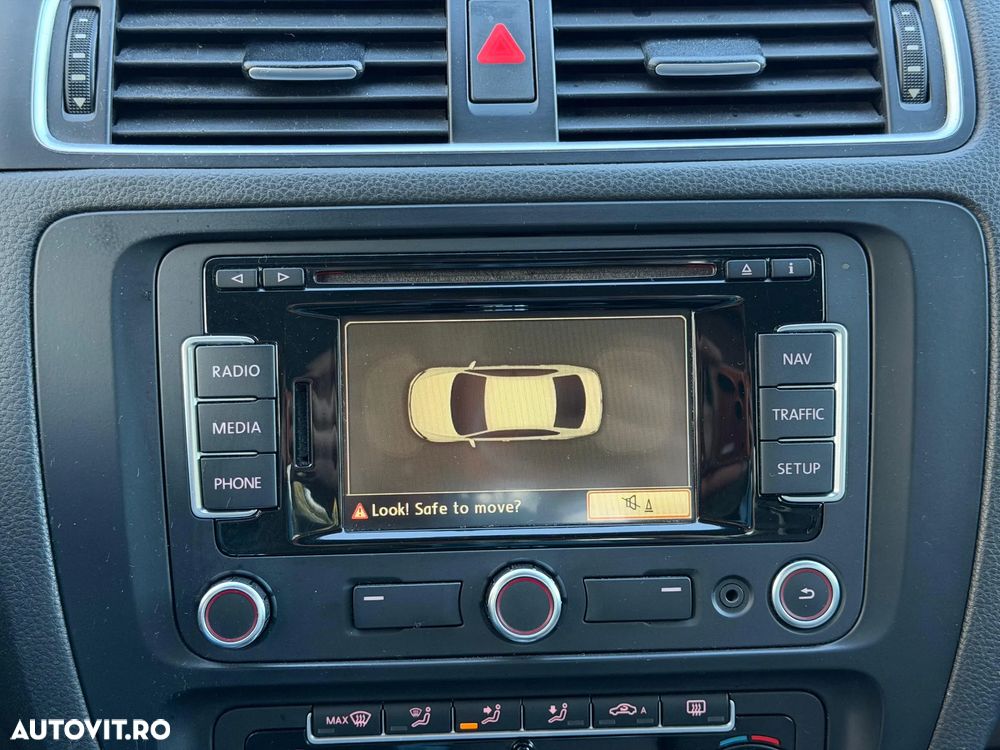 Volkswagen Jetta - 14