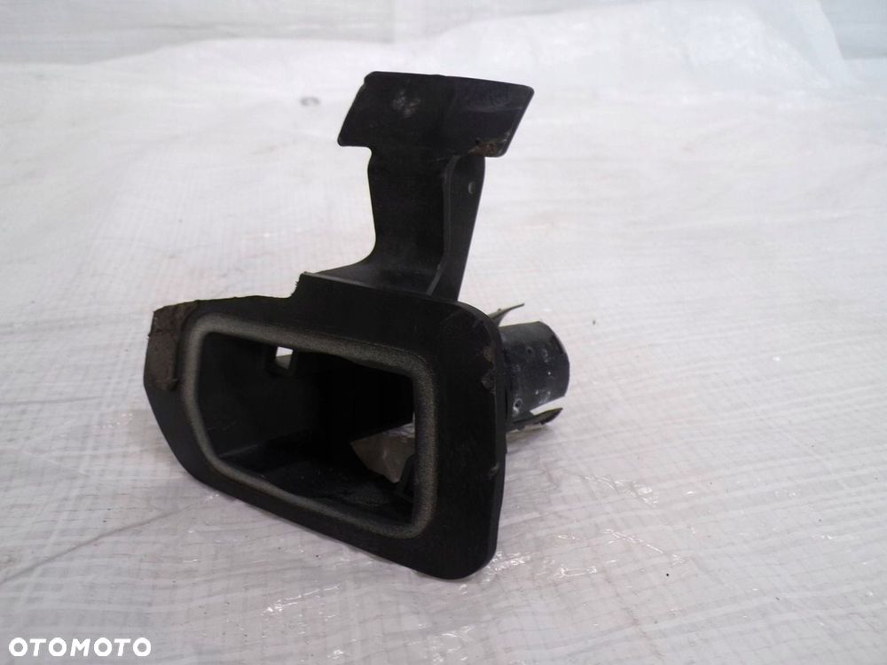 OPEL ZAFIRA B PRAWY UCHWYT SPRYSKIWACZA MOCOWANIE 13263189 - 1