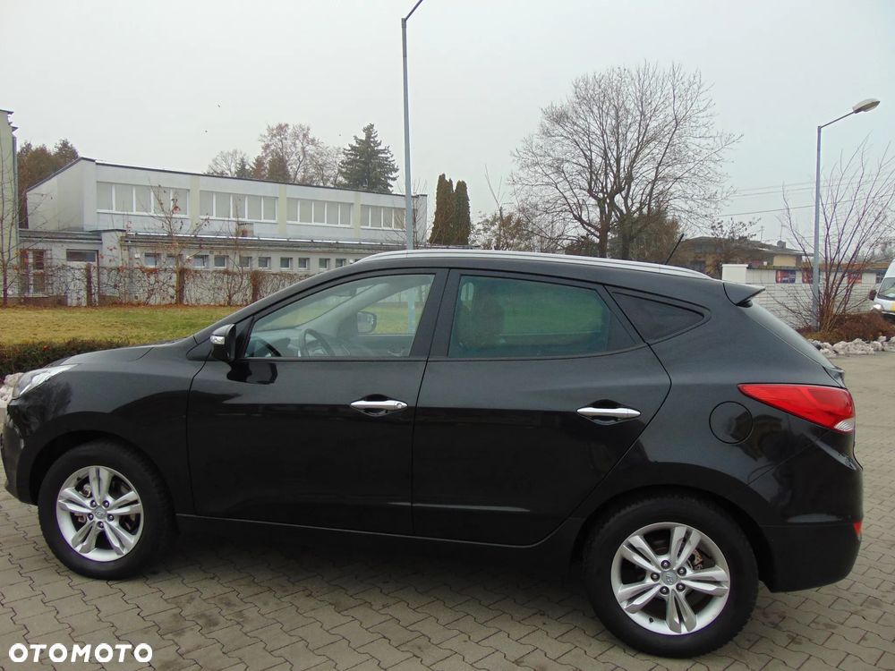 Hyundai ix35 2.0 Premium 2WD - 19