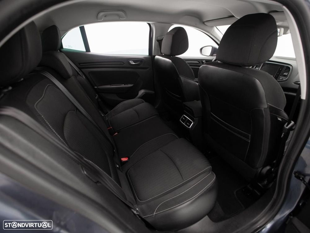 Renault Mégane 1.5 dCi Limited EDC - 10