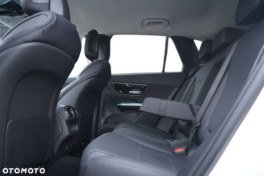 Mercedes-Benz GLC - 8