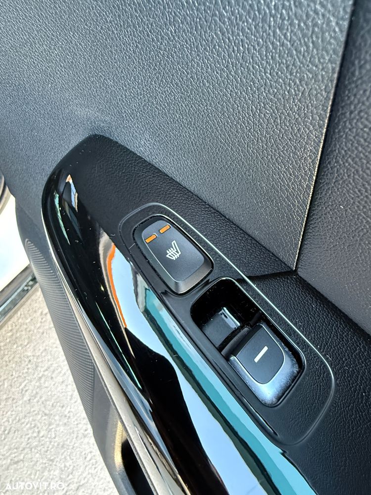 Kia Sportage 1.6 T-GDI 7DCT 4x4 GT Line - 11