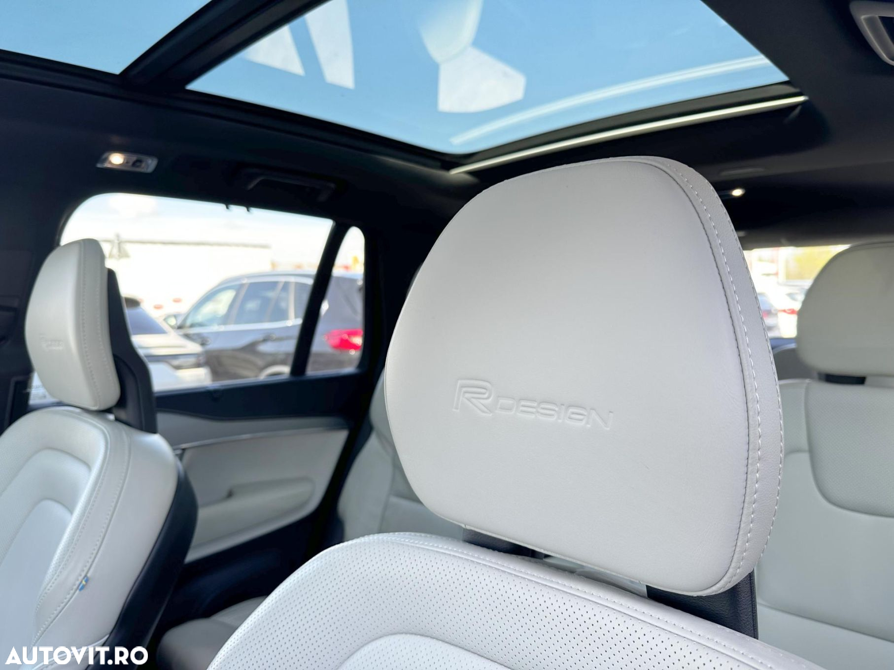 Volvo XC 90 - 23