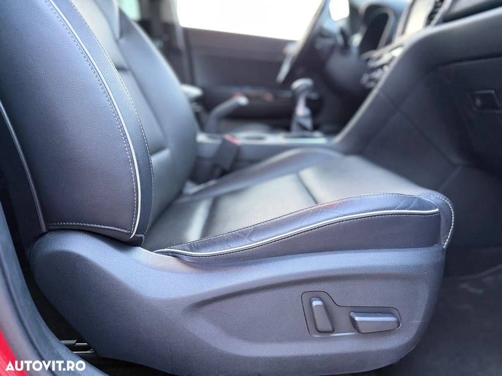 Kia Sportage 1.6 GDI 2WD DREAM-TEAM EDITION - 9