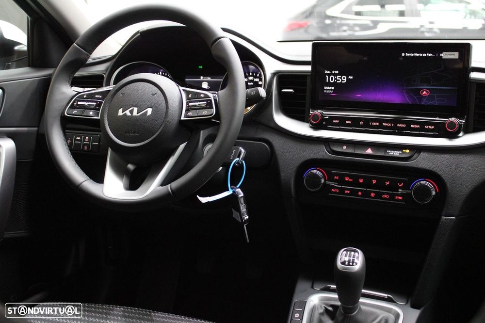 Kia XCeed 1.0 T-GDI Dynamic - 21