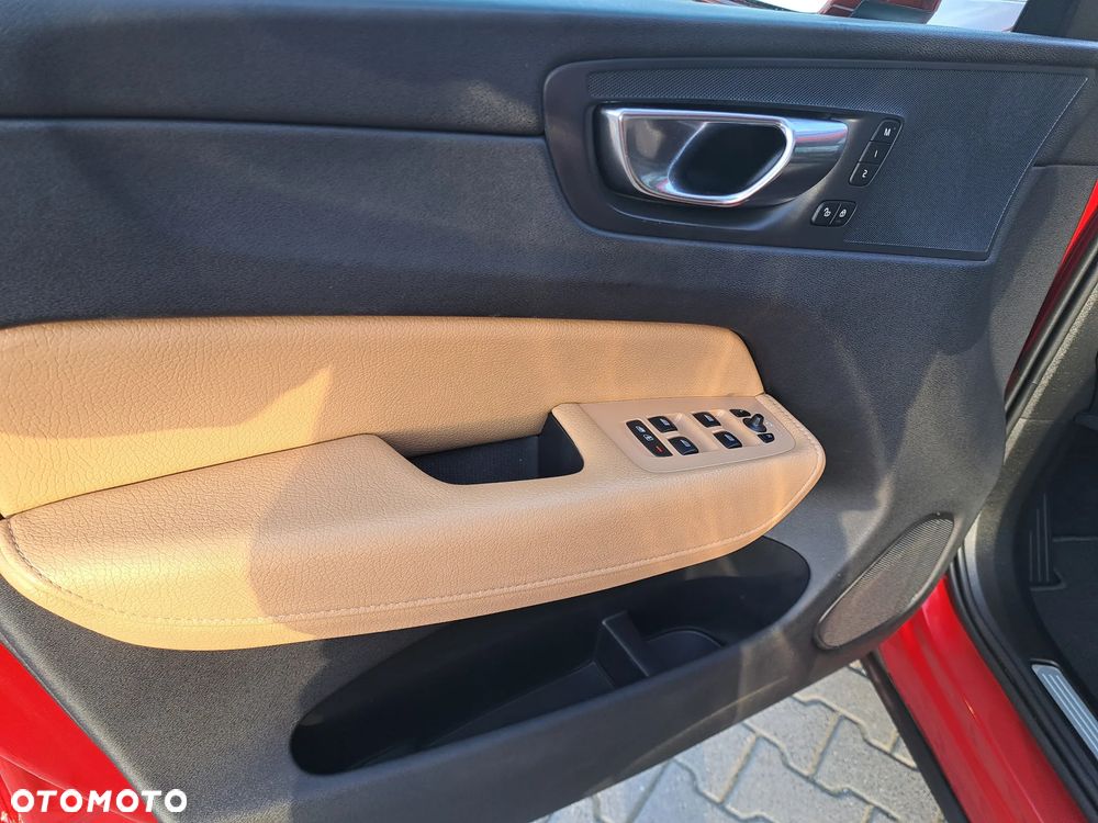 Volvo XC 60 T5 AWD Geartronic Momentum - 19