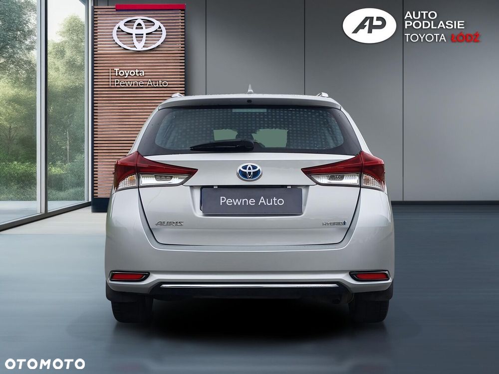 Toyota Auris Hybrid 135 Premium - 7