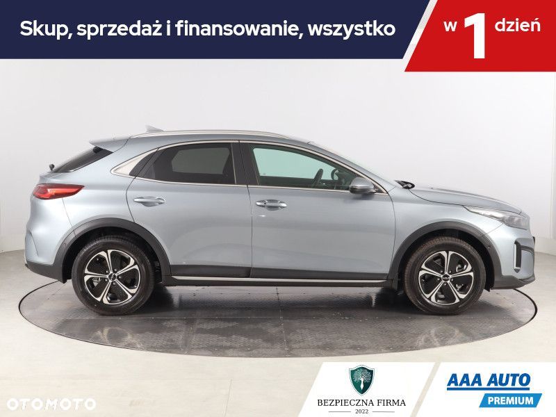 Kia XCeed - 8