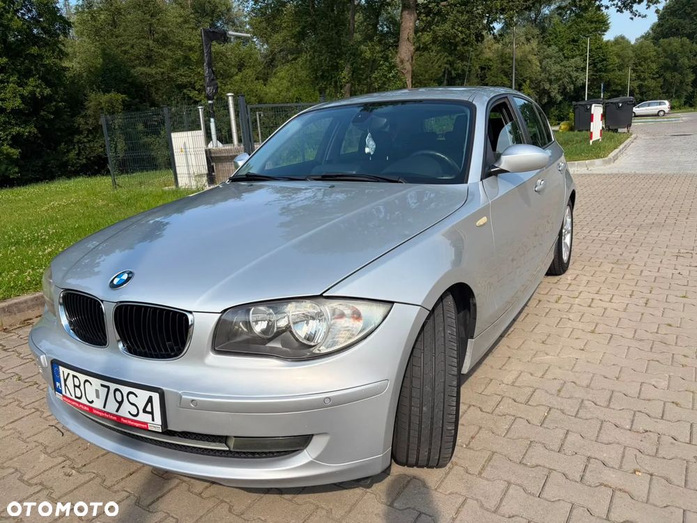 BMW Seria 1 118i - 1